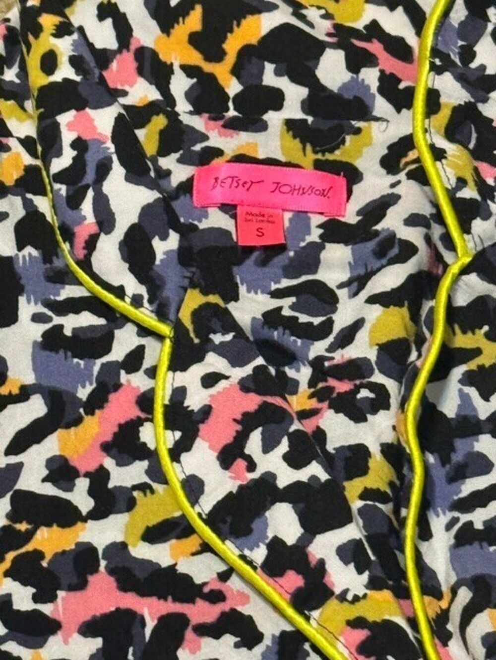 Betsey Johnson Women's Colorful Animal Print Pajama Set Size S - Picture 3 of 3